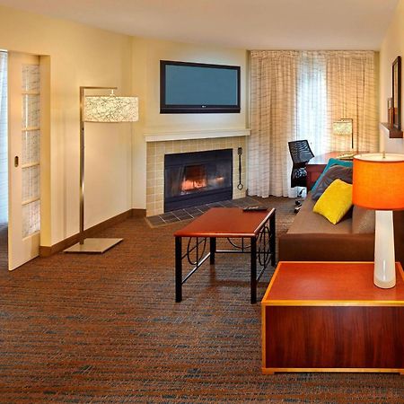Residence Inn Boston Tewksbury/Andover Exteriör bild